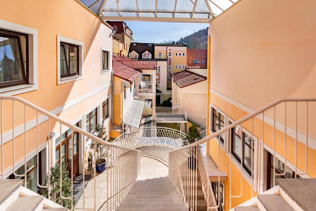 Apartma La Provence Marianske Lazne Exterior photo