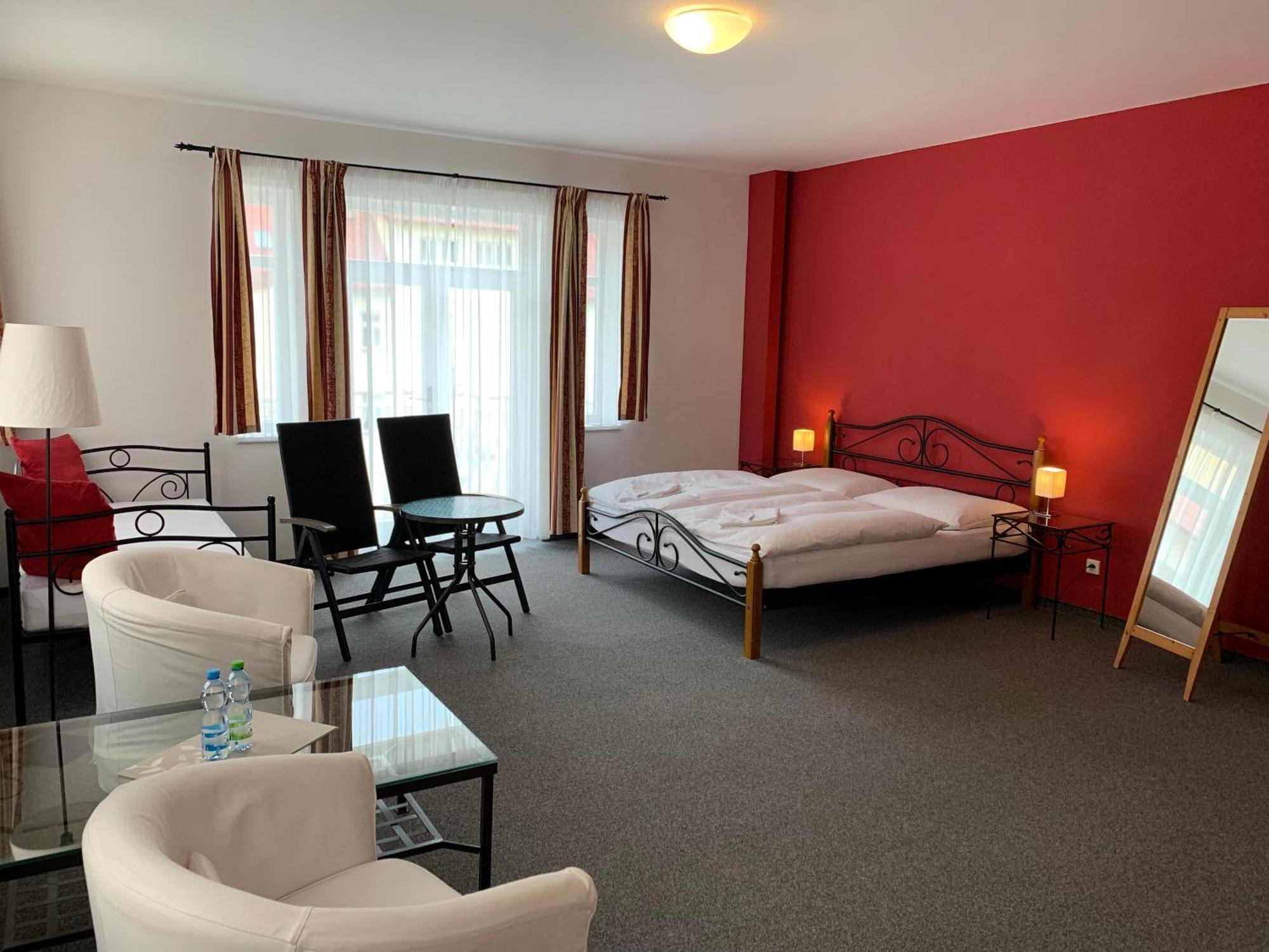 Apartma La Provence Marianske Lazne Exterior photo